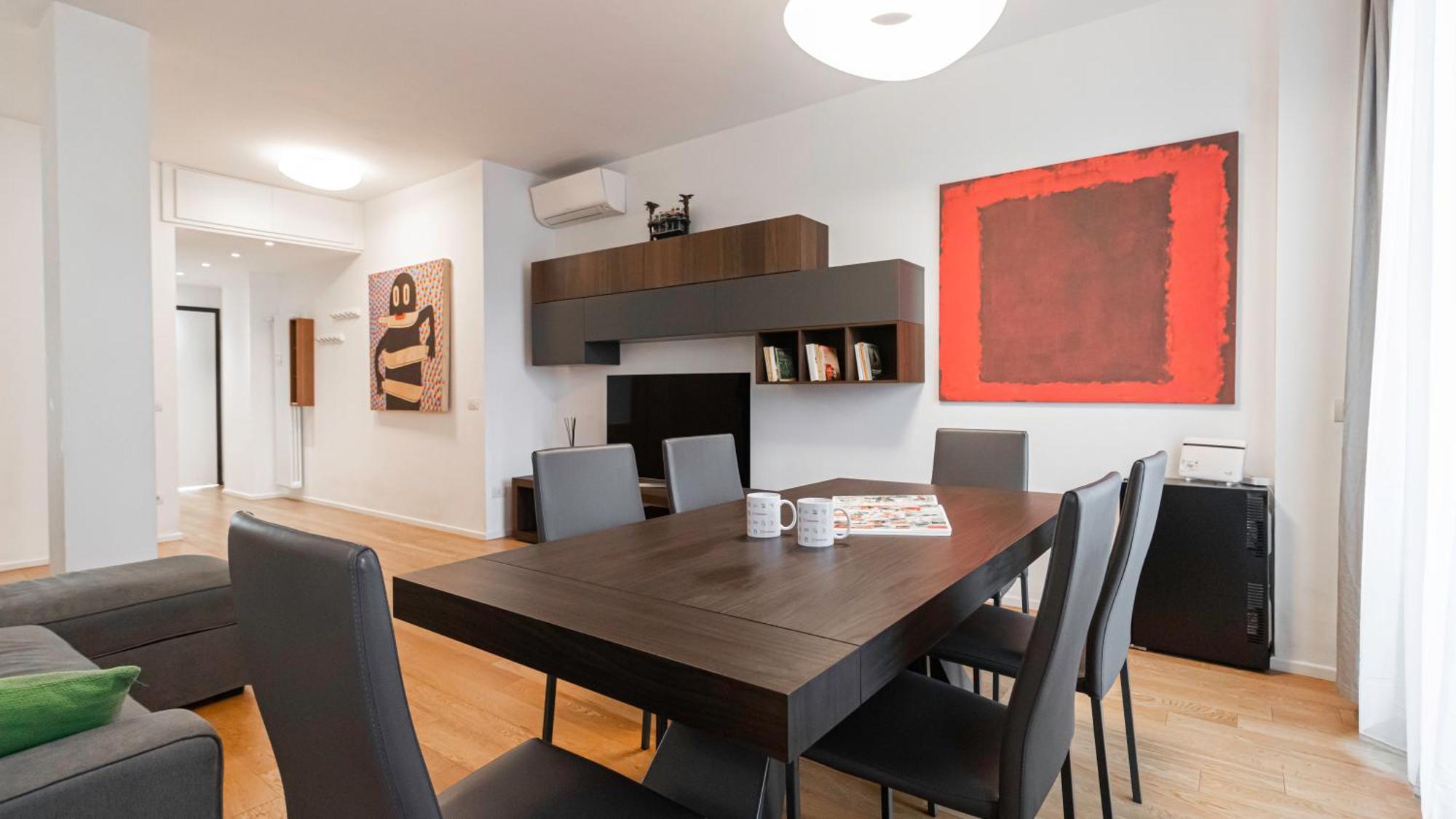 Italianway - Corso Xxii Marzo 4 * Milan
