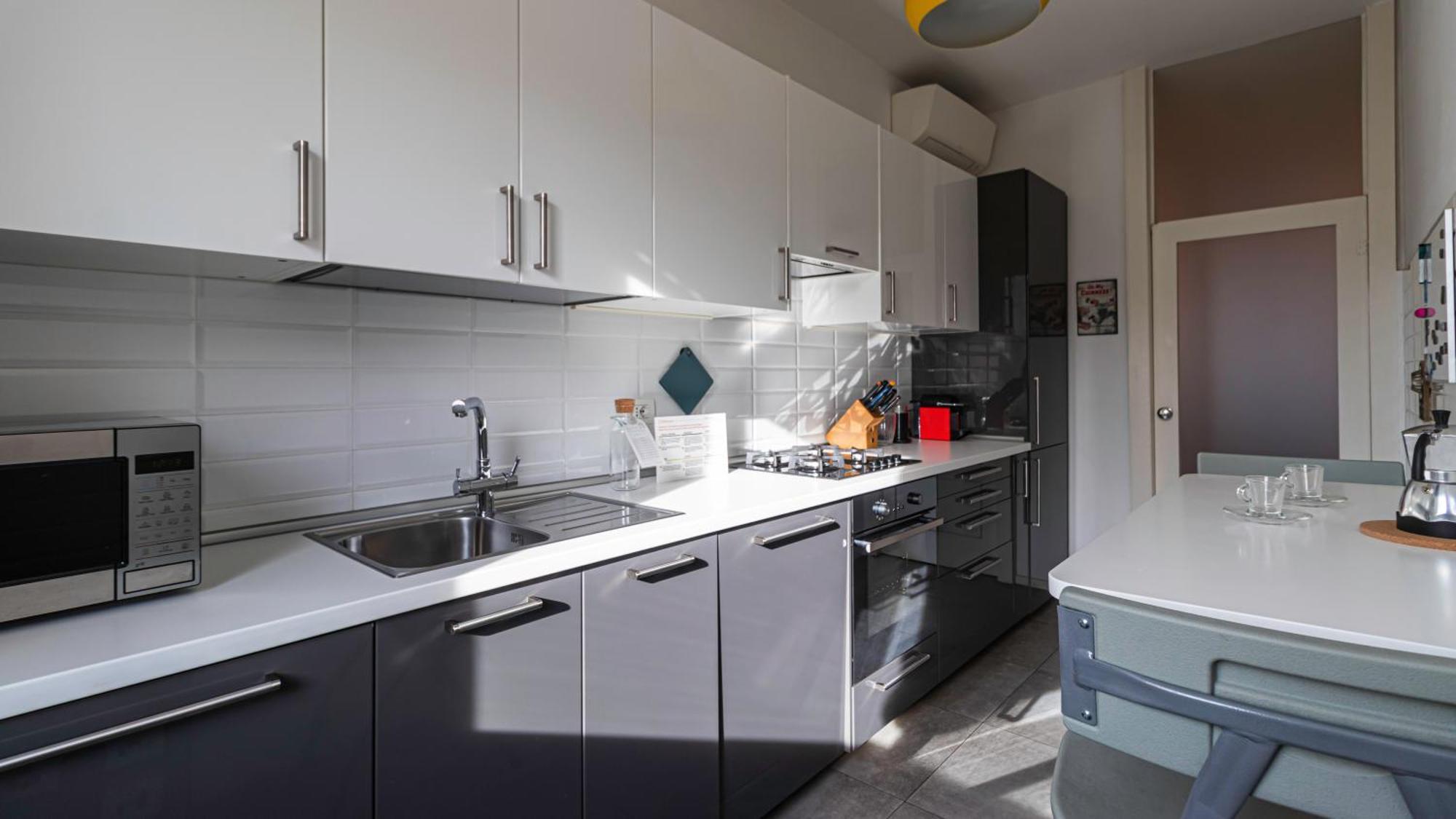 Italianway - Corso Xxii Marzo 4 * Milan